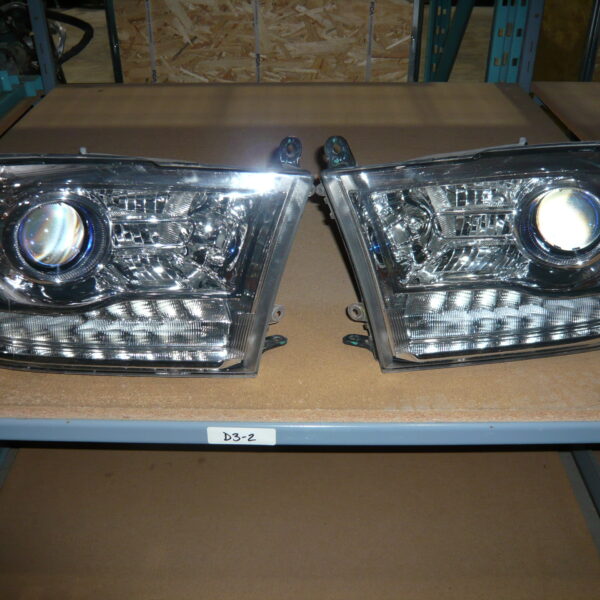 Used Projector Headlights 2013-2022 Ram 1500-3500 - Head Lamp (Right Side)(chrome style)