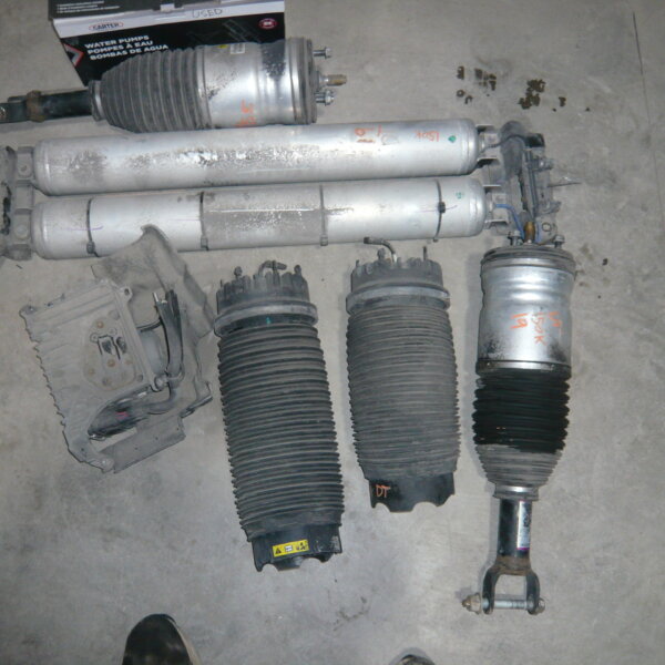 3.0L - 3.6L - 5.7L - Full Air Ride System - Front Struts - Rear Bags - Reservoir Tank - No Compressor - OEM - DT - 2019 +- 2025 - Used