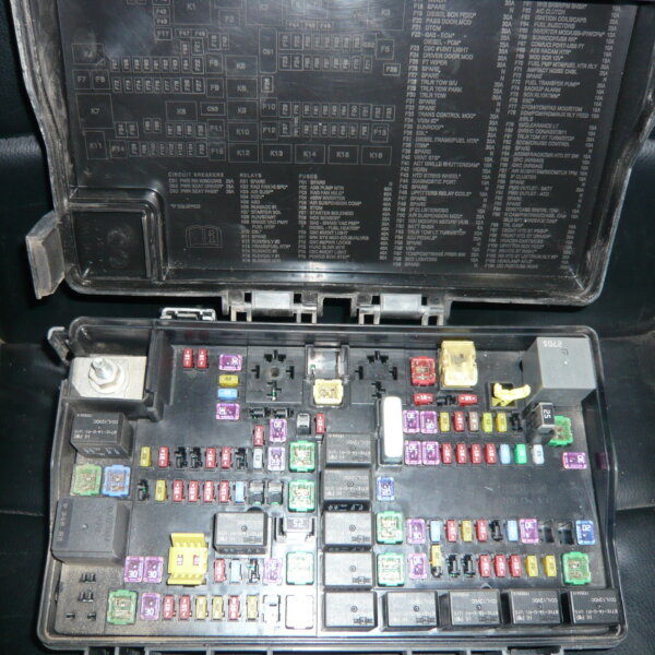 PDC/Fuse Box 2019-2022 Ram 2500/3500 6.7L